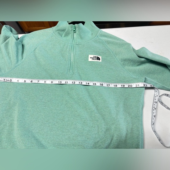 The North Face Women's Sweatshirt - Picture 5 of 8